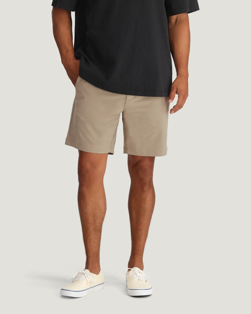 Men's Palmera Hybrid Short 7"