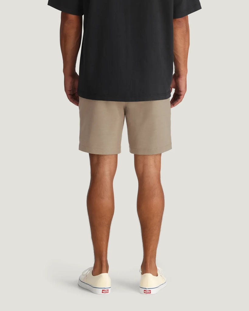 Men's Palmera Hybrid Short 7"