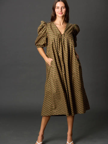 Ivory Vintage Floral Pleat Sleeve Dress